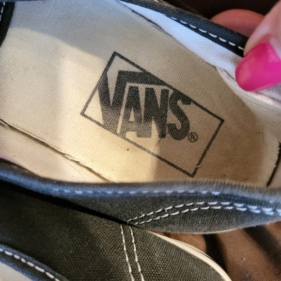 VAN'S Navy OFF the wall size 6 mens or women's 7.5 - Picture 12 of 13